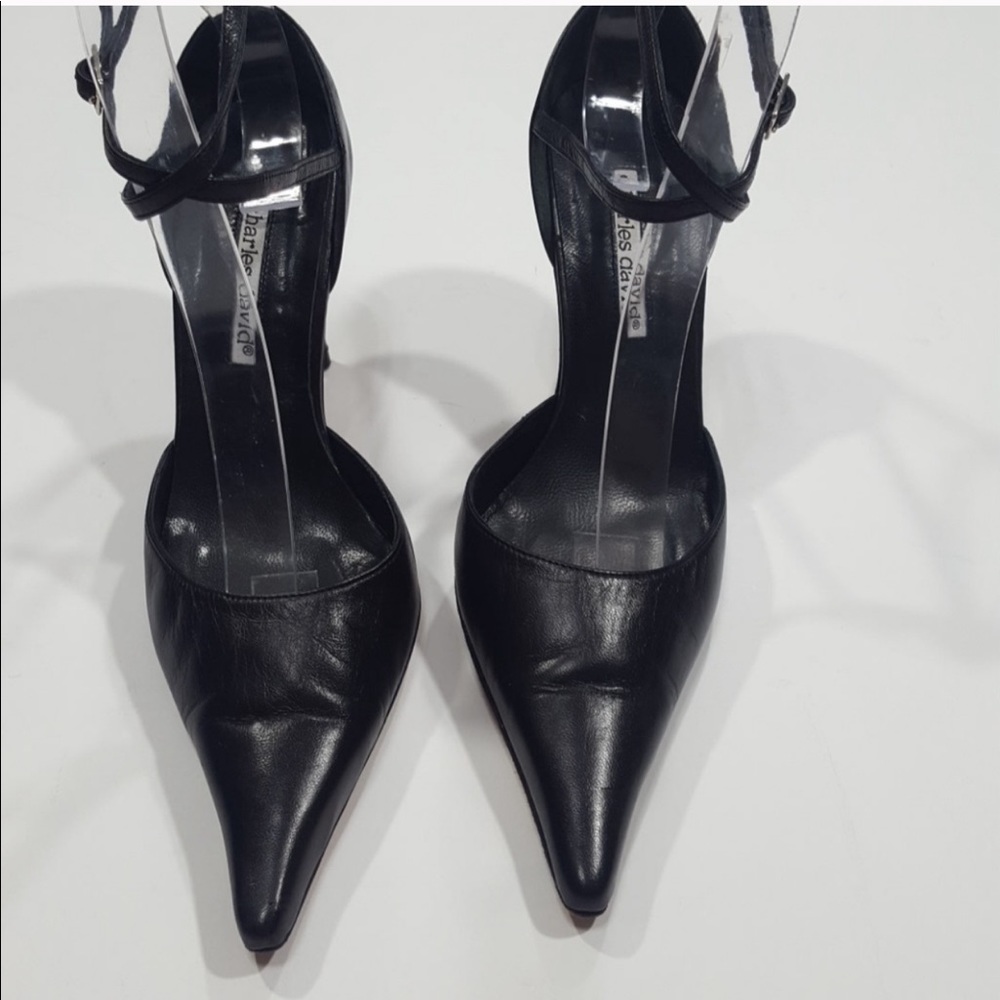 CHARLES DAVID ANKLE STRAP BLACK HEELS 👠